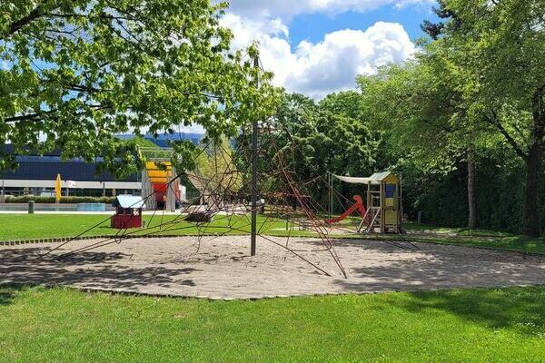 Freibad Sandspielplatz 003